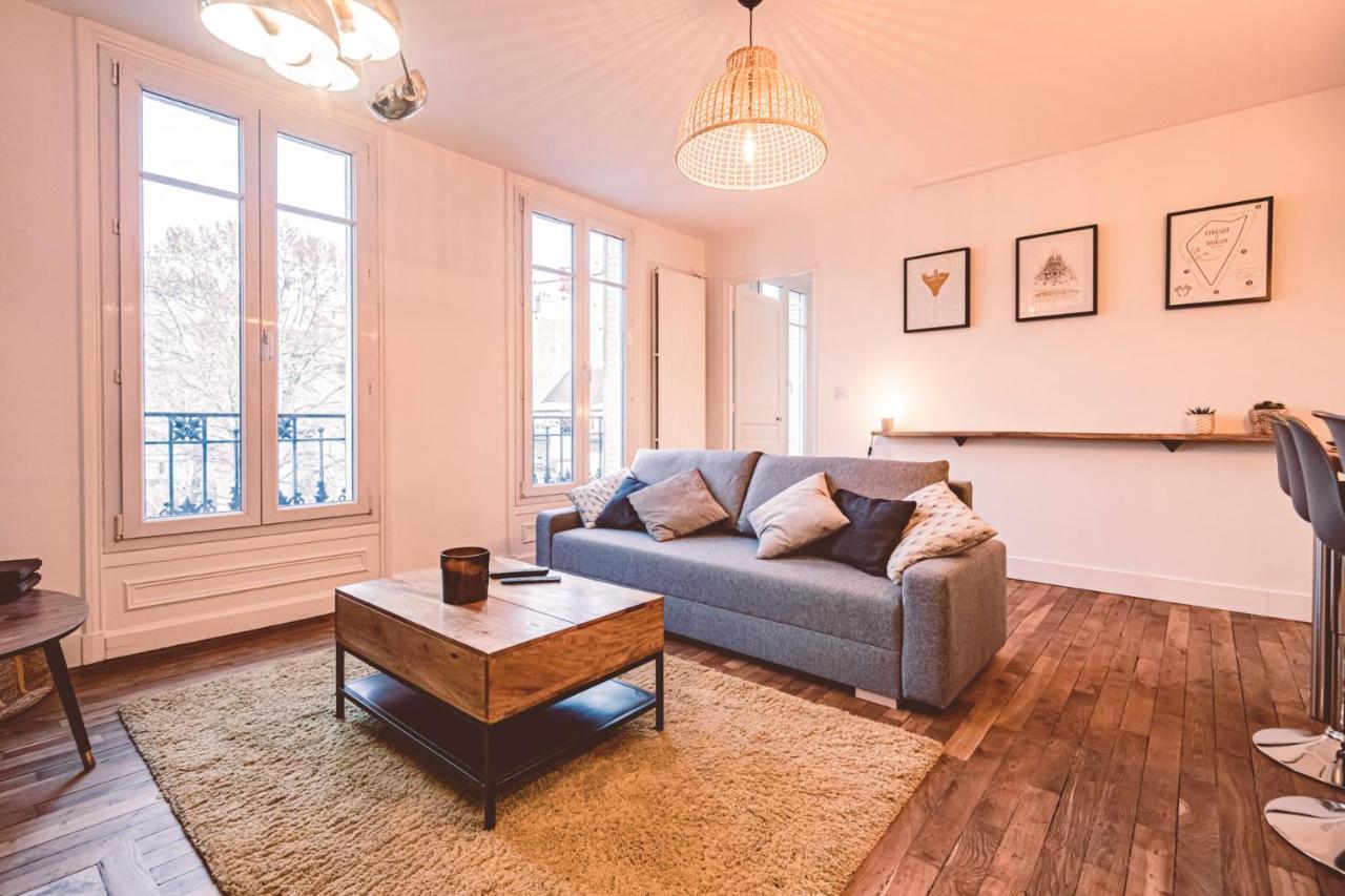 Charme De L'Ancien Pour Cet Appartement Entierement Renove Dans L'Hypercentre De Реймс Экстерьер фото